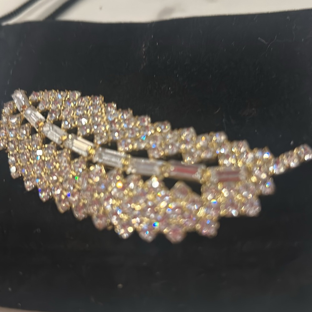 Vintage Feather Cubic Zirconia Brooch-Boutique - Picture 2 of 7